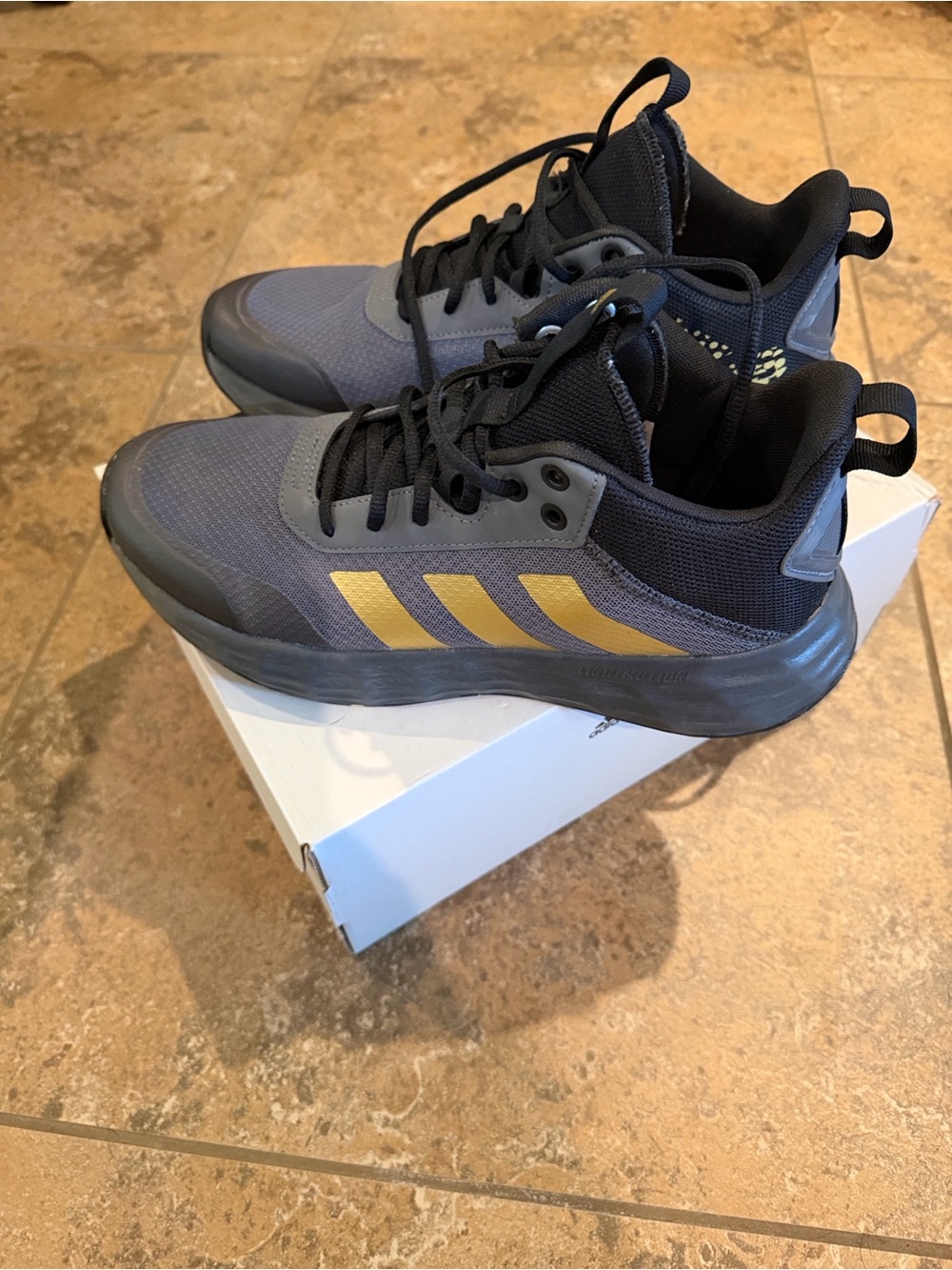 adidas Men's Black and Gold Athletic Sneakers